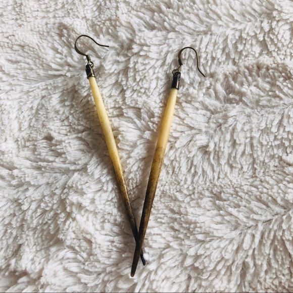 Urban Outfitters Jewelry - Bohemian Porcupine Quill Style Earring